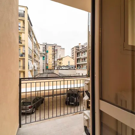 2 B&business - 50 Mt Dalle Molinette, 300 Mt Da Metro Spezia, 1k M Da Lingotto Fiere Turin