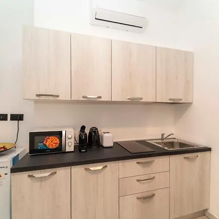 Apartment 2 B&business - 50 Mt Dalle Molinette, 300 Mt Da Metro Spezia, 1k M Da Lingotto Fiere *