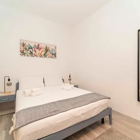 2 B&business - 50 Mt Dalle Molinette, 300 Mt Da Metro Spezia, 1k M Da Lingotto Fiere Apartment