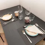 Homely Business 2 *